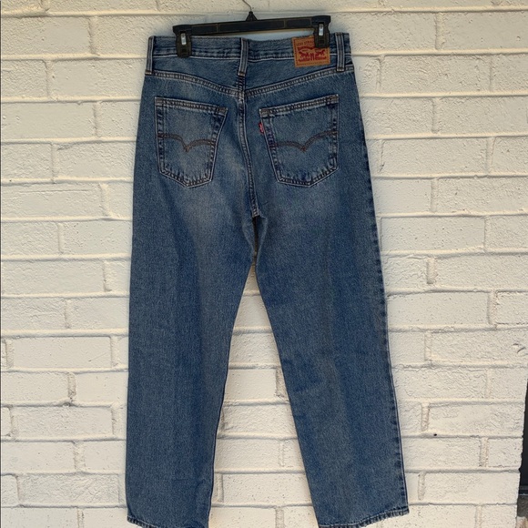 NWT Levi's Medium Indigo Worn Memory '94 Baggy Jeans 28 - Picture 6 of 9